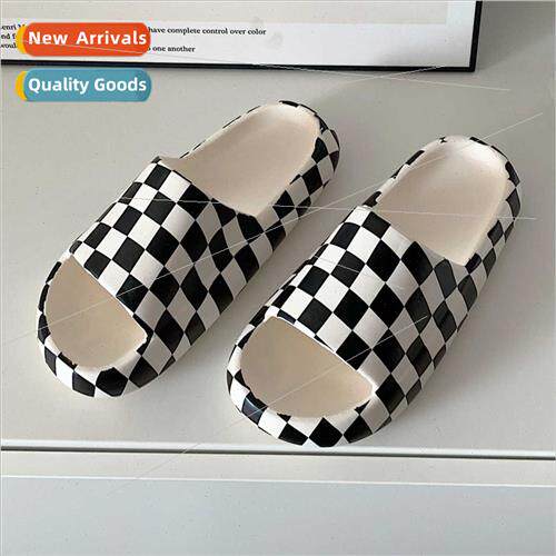 Girls checkerboard cool slippers summer students outside Kor