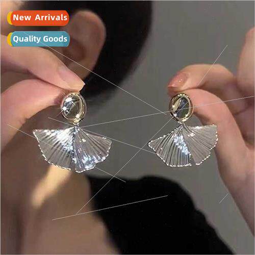 Hundred ginkgo leaf earrings female ins niche fashion earrin