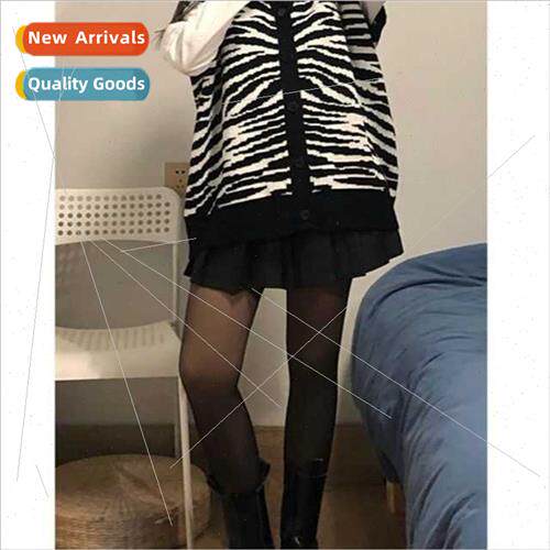 Black striped vest 2023 fall knwear jacket small cardigan lo