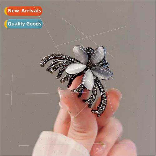 Black cat eye stone flower grab clip female back head half t