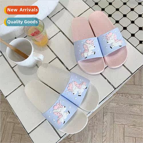 2022 new slippers female summer cartoon cute sandal slippers
