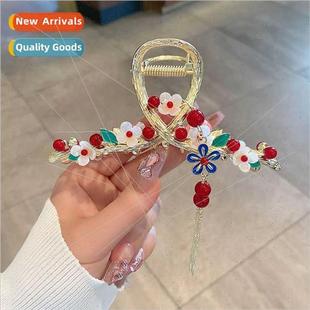 Ancient Hanfu ice transparent small flowers tassel grab clip