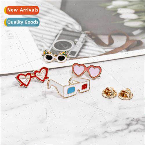 Brooch  American creative summer cool sunglasses cartoon bro