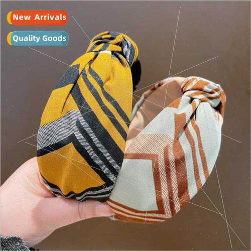 Korean retro color blocking diagonal color collision in midd