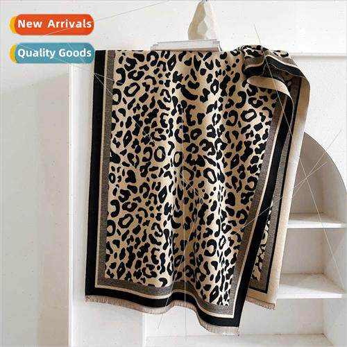 Classic leopard pattern imation cashmere scarf ladies autumn