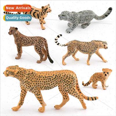 Solid wildlife model cheetah head up clouded leopard African
