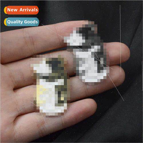 Europe Uned States alloy creative yin yang cat brooch hdrip
