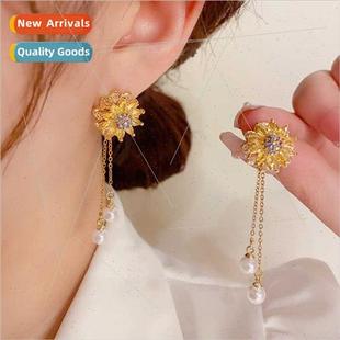 sunflower two rotating tassel wear earrings Fashion