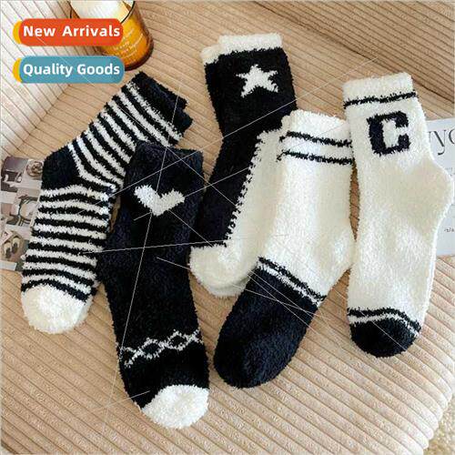 Autumn winter breathable C letter mid-calf socks striped war