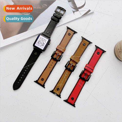 适用Apple  leather studded watch bapple watch8/7/SE/6/5/4/32