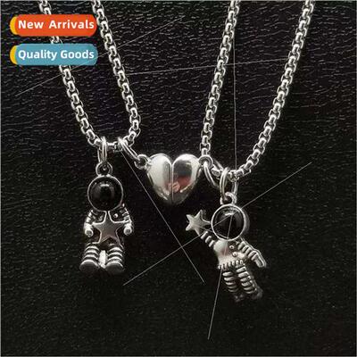 Spaceman couple necklaces men women splicing magnet pendant