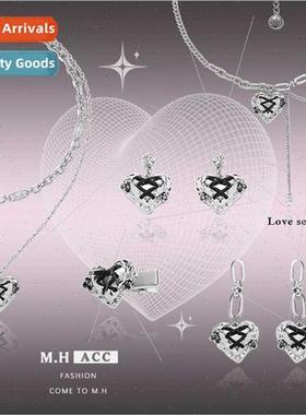 Korea black line love heart stacking necklace female niche E
