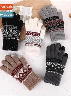Fashion retro knted jacquard gloves padded touch screen stud