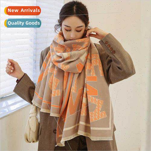 Korean  new fall winter warm scarf female fashion letters th