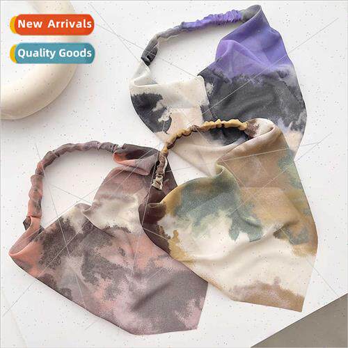 Europe Uned States wind new tie-dye triangle scarf female su