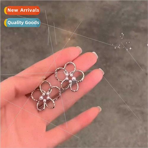 Korea925 silver needle tinfoil shell pearl flower earrings i