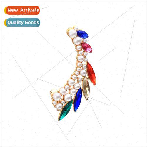 Fashion light luxury exaggerated diamond single earrings set