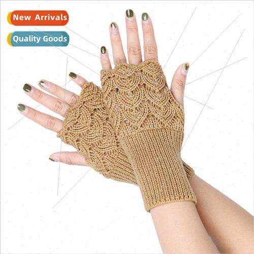 Knted woolen gloves hollow love female fall winter short lea