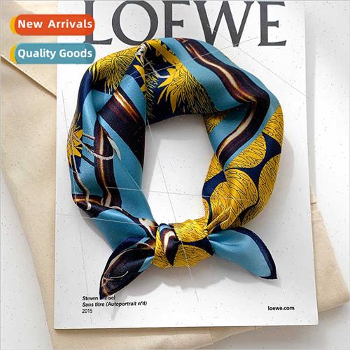 2021 Spring Autumn  Korean  printing  small square scarf fem
