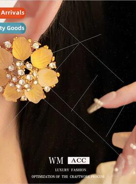 Earrings silver pin wh diamond flowers Europe fashion court