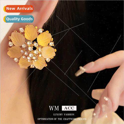 Earrings silver pin wh diamond flowers Europe fashion court