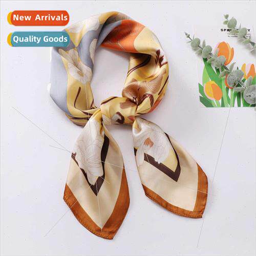 French retro floral printing small square scarf 70 silk scar