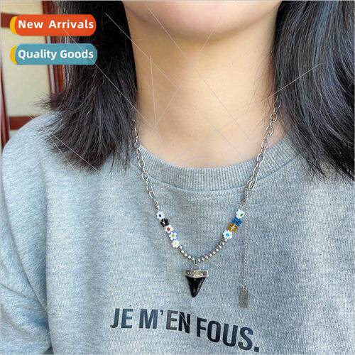 Europe cold wind triangle pendant Cuban chain glaze beading