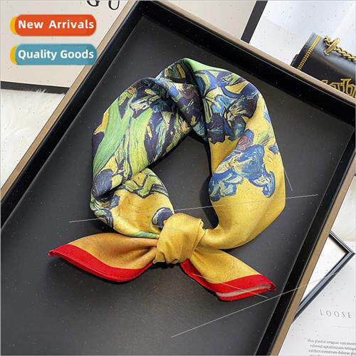 2023 new square small square scarf female French retro print