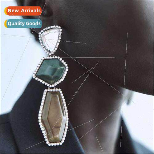 r fall winter new French court retro earrings geometric irre