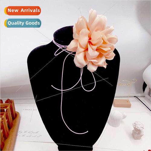 French classical elegance fabric flower necklace camellia ne