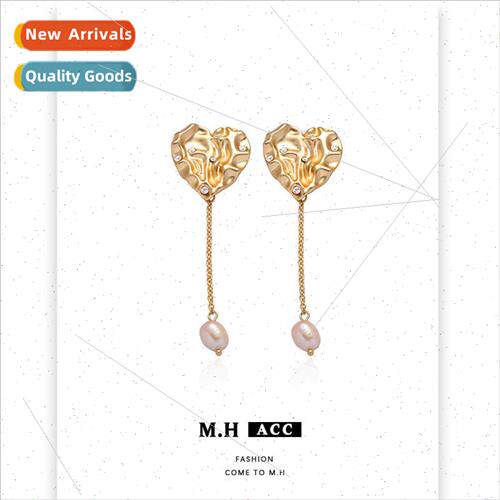 Matte gold color love heart pearl chain pendant earrings fem