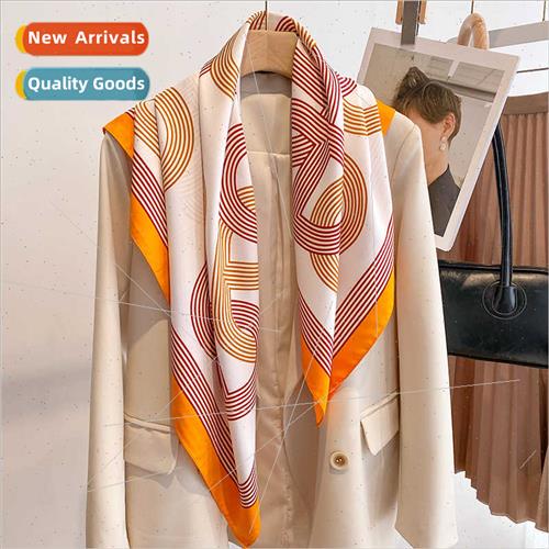 2023 Korean  new fashion twill temperament small square scar
