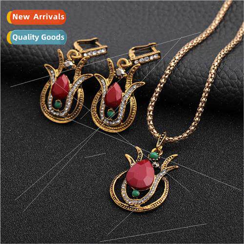 Europe popular retro alloy diamond pendant necklace set tear