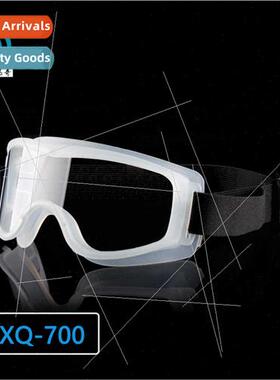 Totally enclosed anti-splash protective eyewear goggles can