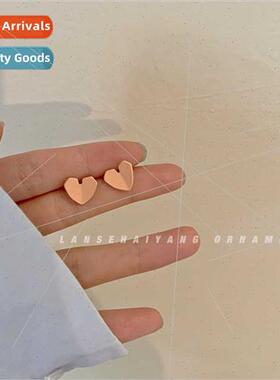 Stereoscopic pink love heart earrings 2022 new tide earrings