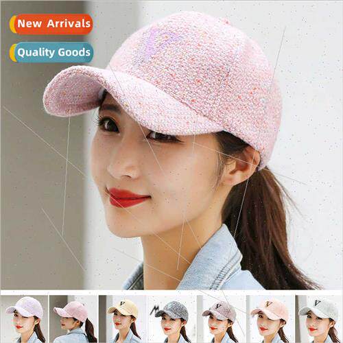Hat female autumn winter embroidery V letters baseball cap f
