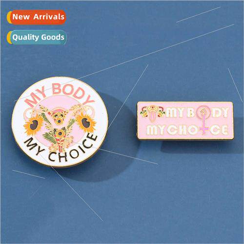 New versatile fashion letters medical palace brooch female m