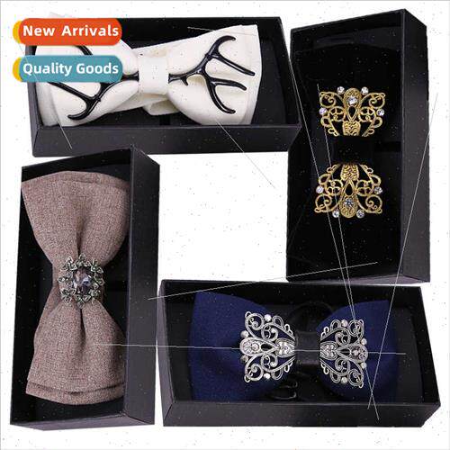 3108 Best Man Tuxedo Whe Bow Tie Crystal Metal Lapel Flower