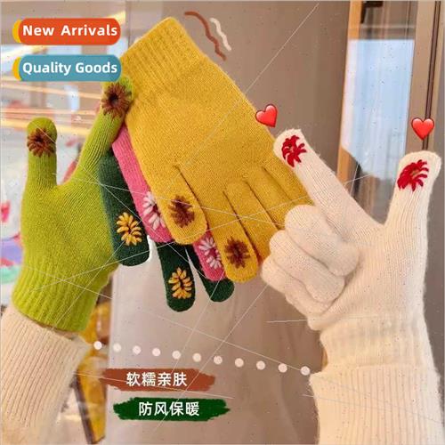 Small daisy wool gloves female winter students cute spl fing