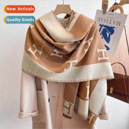 mple letter H double-sided faux cashmere scarf thickened fem