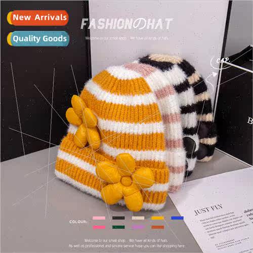 Autumn winter new large flowers warm knted cap fall Korean w