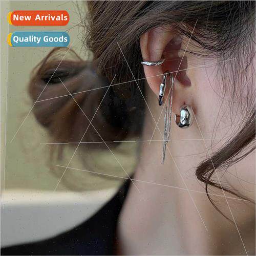 Korea 2022 new cool tide irregular metal chain ear bone clip