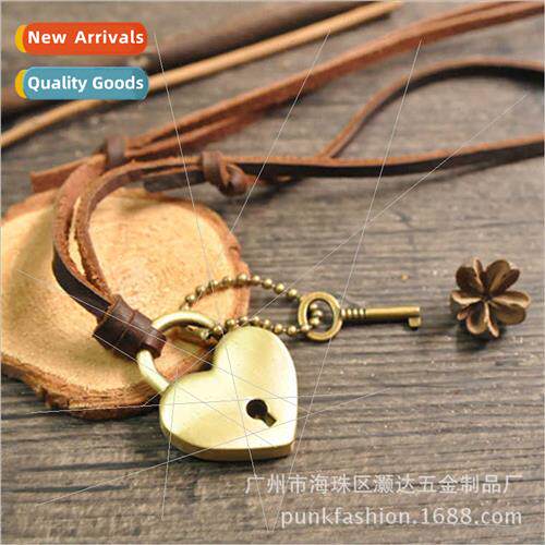 Mori Retro Creative Necklace Long Sweater Chain Peach Heart