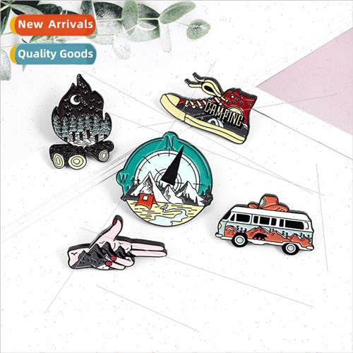 New creative tour bus compass brooch hiking shoes match pin