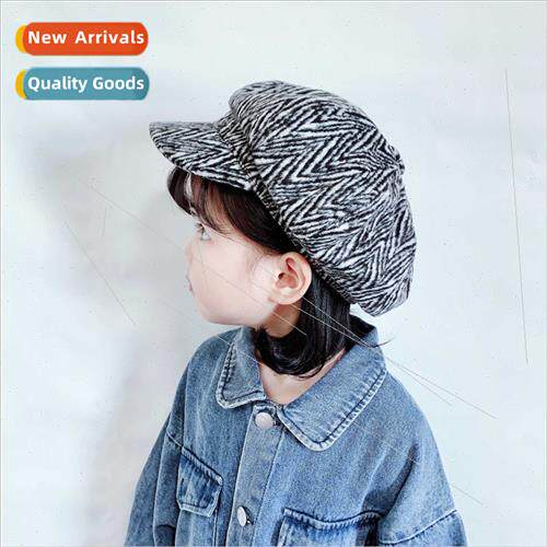 Fang Wei beret female fall winter wh black octagonal cap sub