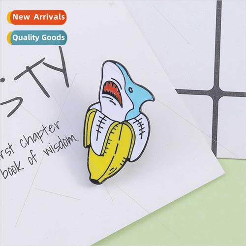 New ins cute shark alloy brooch cartoon sea creature modelli
