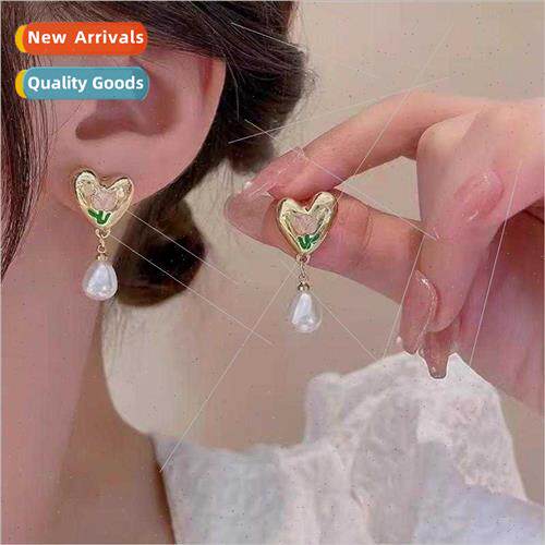 French retro tulip pearl earrings gentle niche senior love e