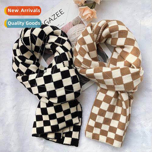 New checkerboard plaid knted scarf female fall and winter Ko