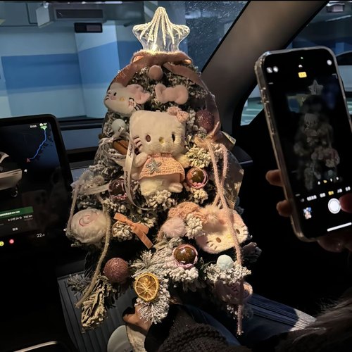 圣诞礼物hellokitty圣诞树凯蒂猫星星人旋转八音盒摆件贝尔成品