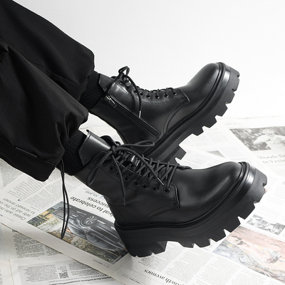 简梵登2025秋冬新款黑色马丁靴